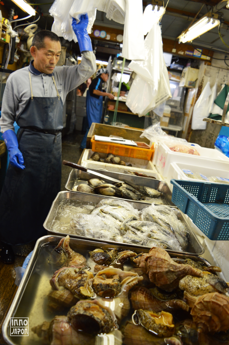 Tsukiji coquillages